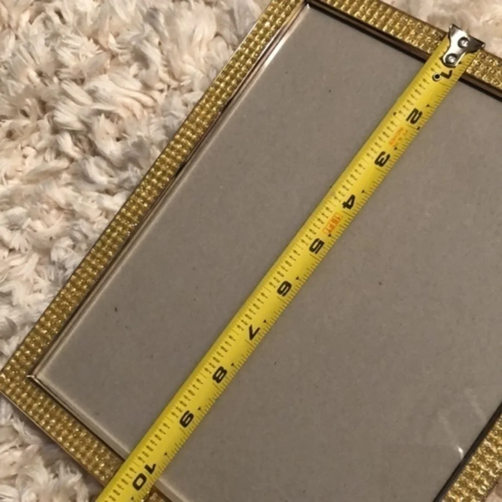 N/A picture frame